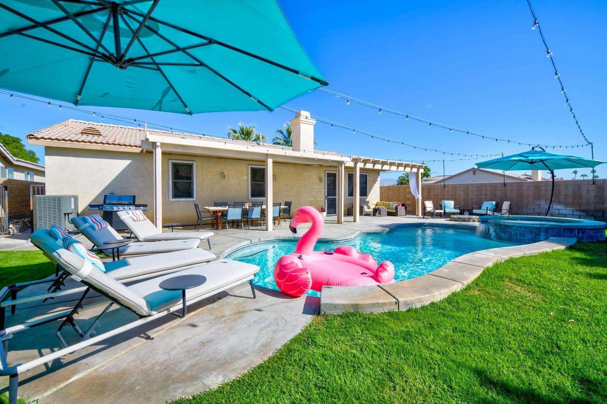 Casa Desert Muse With Heated Pool Spa Firepit Mini Golf And Games Indio Eksteriør bilde