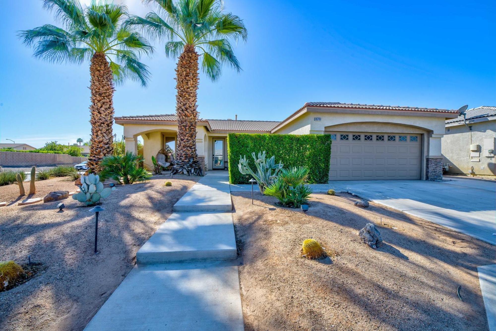 Casa Desert Muse With Heated Pool Spa Firepit Mini Golf And Games Indio Eksteriør bilde