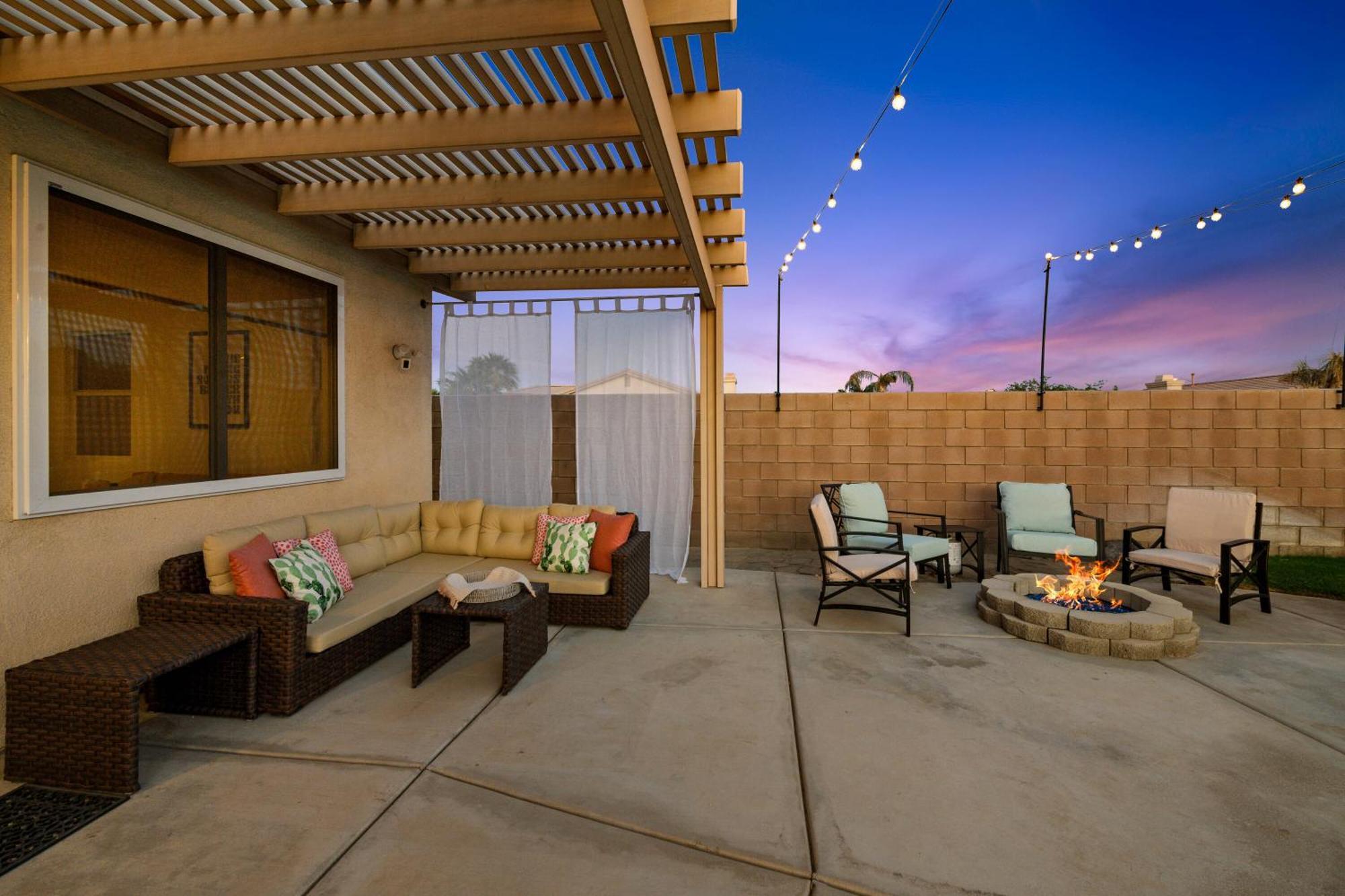 Casa Desert Muse With Heated Pool Spa Firepit Mini Golf And Games Indio Eksteriør bilde